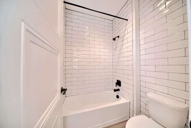 2150 Mulholland Dr, Lathrop, CA 95330