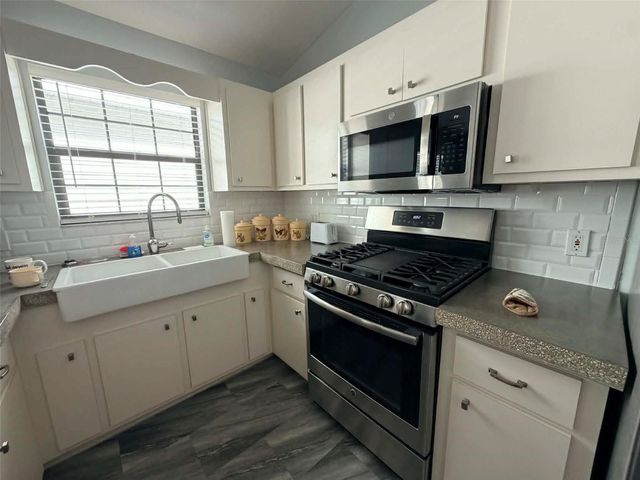 3909 NE 22ND STREET, Ocala, FL 34470