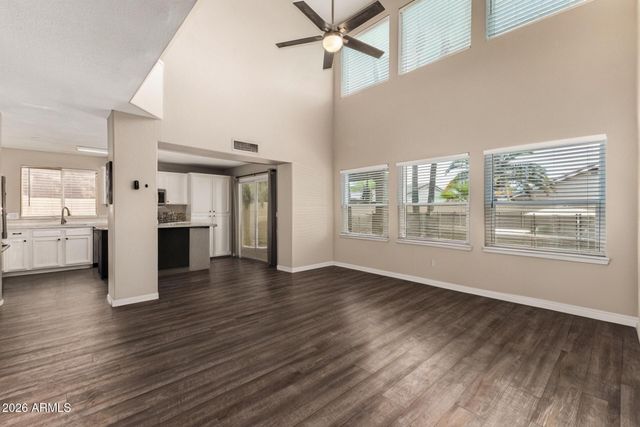 1114 N WHIPPLE Court, Gilbert, AZ 85233