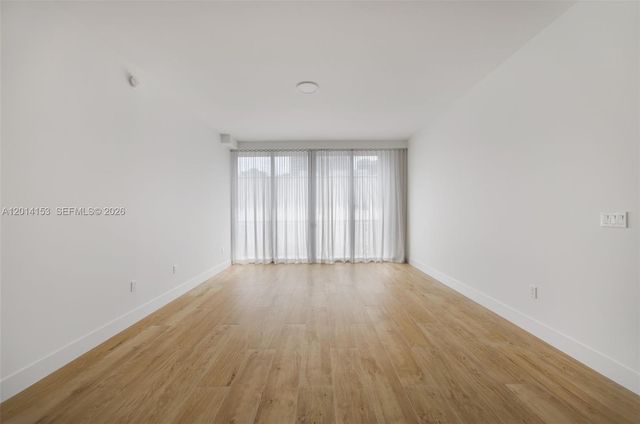 3034 Oak Ave 208, Miami, FL 33133