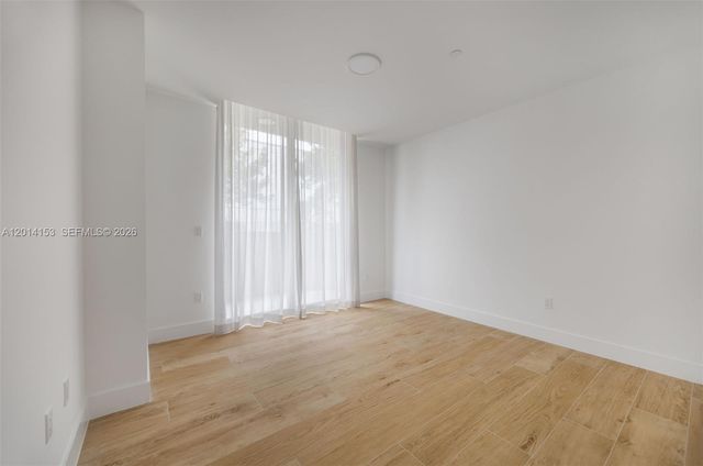 3034 Oak Ave 208, Miami, FL 33133