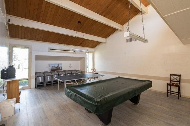 16 Sleepy Hollow Dr, Lodi, CA 95242