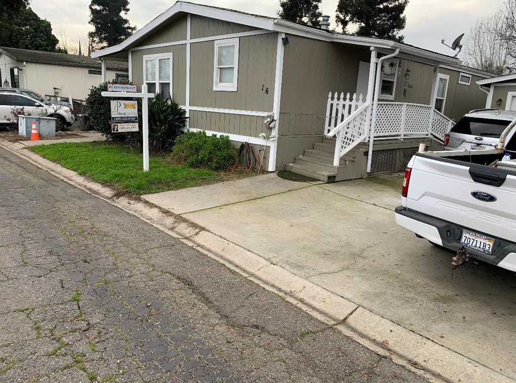 16 Sleepy Hollow Dr, Lodi, CA 95242