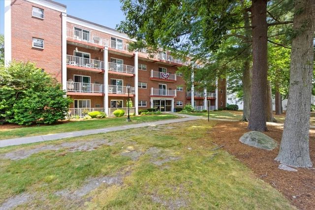 46 Greentree Ln 16, Weymouth, MA 02190