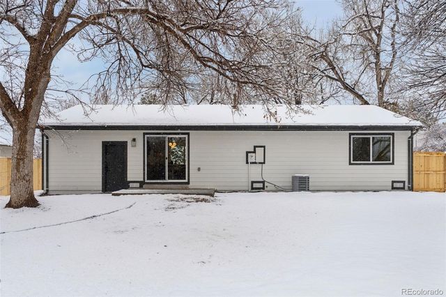 1404 W Lake Avenue, Littleton, CO 80120