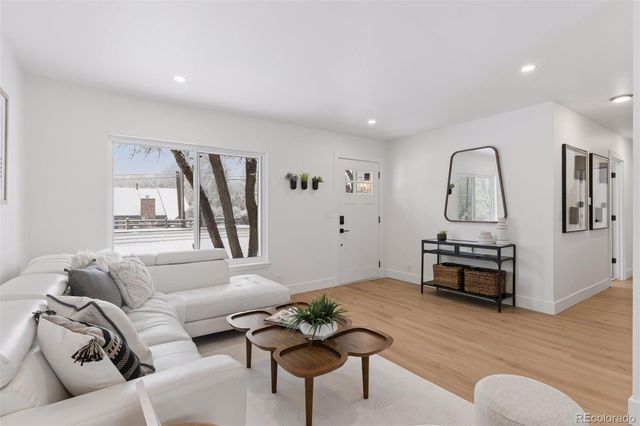 1404 W Lake Avenue, Littleton, CO 80120