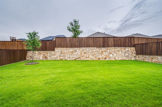 309 Savannah Lane, Oak Point, TX 75068