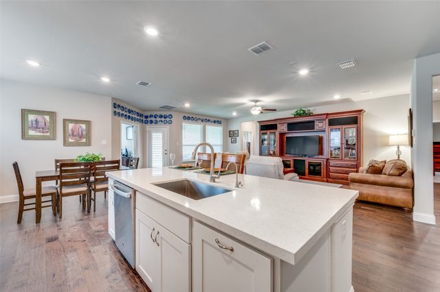 309 Savannah Lane, Oak Point, TX 75068