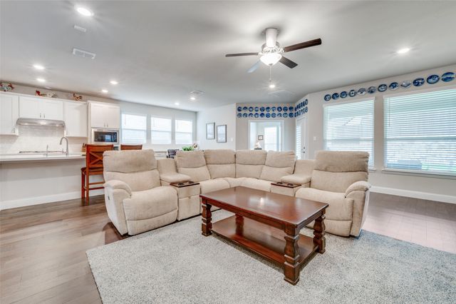 309 Savannah Lane, Oak Point, TX 75068