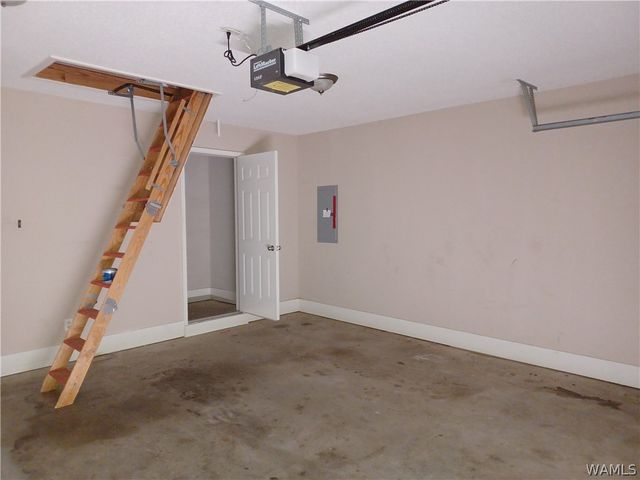 9930 Lenox, Tuscaloosa, AL 35405