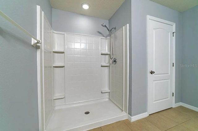 10201 HAWK STORM AVENUE, Tampa, FL 33610