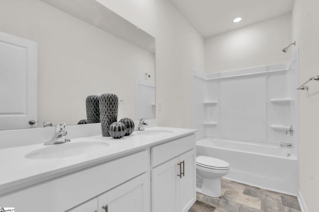 1088 Longstone Way, Spartanburg, SC 29306