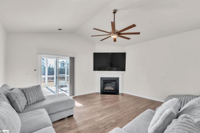 1088 Longstone Way, Spartanburg, SC 29306