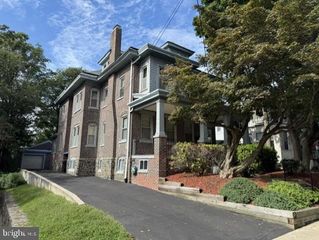 1402 W 8TH #1, Wilmington, DE 19806