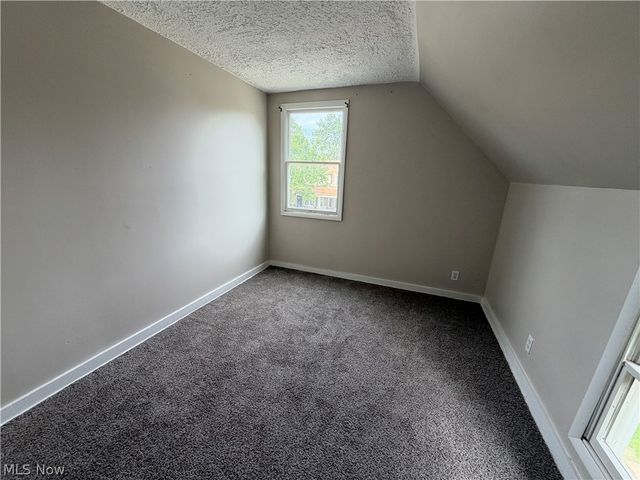 3901 Woburn Avenue, Cleveland, OH 44109
