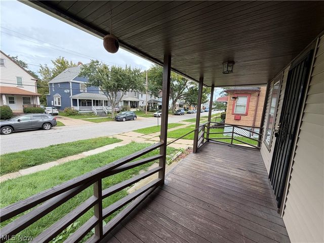 3901 Woburn Avenue, Cleveland, OH 44109