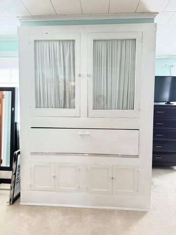 200 W McHaney Street W, Harrisburg, IL 62946