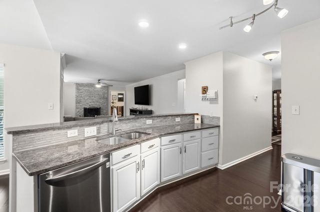 6909 Kersfield Place, Mint Hill, NC 28227