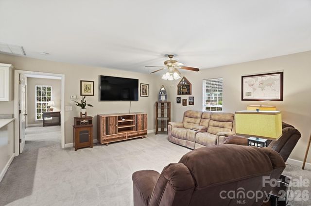 6909 Kersfield Place, Mint Hill, NC 28227