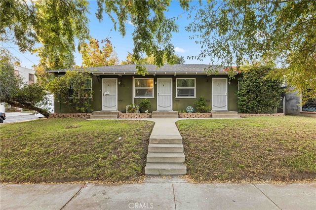 1717 E Chevy Chase, Glendale, CA 91206