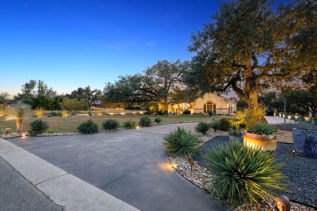 710 Hawthorne LOOP, Driftwood, TX 78619