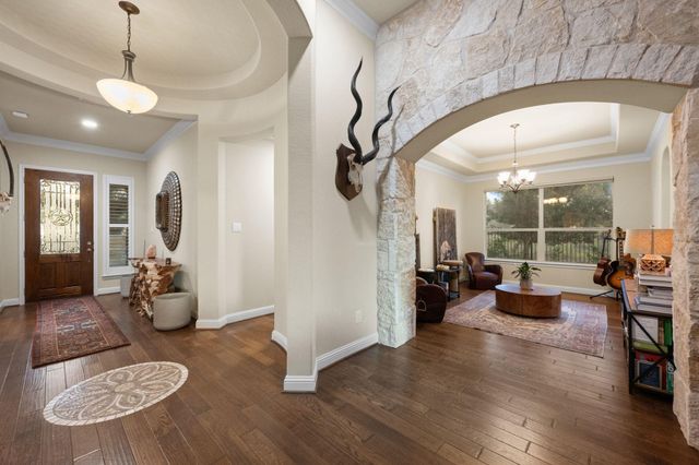 710 Hawthorne LOOP, Driftwood, TX 78619