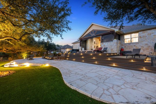 710 Hawthorne LOOP, Driftwood, TX 78619