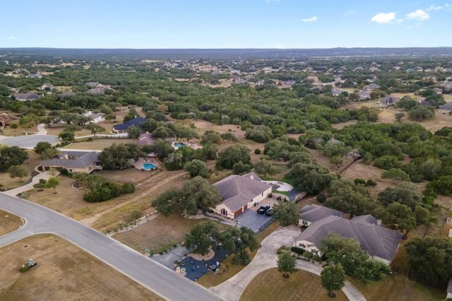 710 Hawthorne LOOP, Driftwood, TX 78619