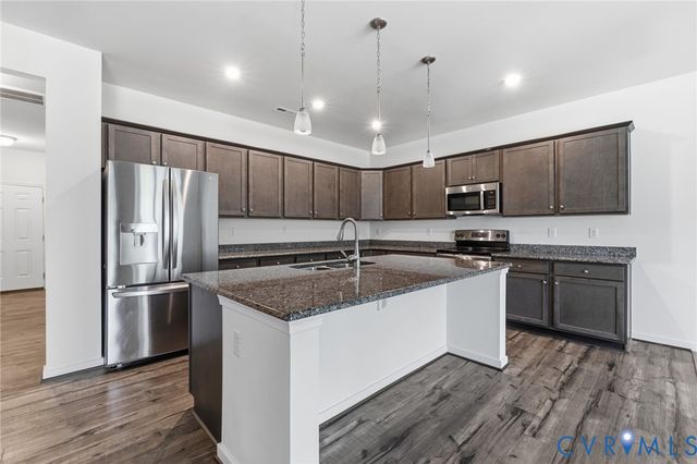 18433 Palisades Ct, Chesterfield, VA 23120