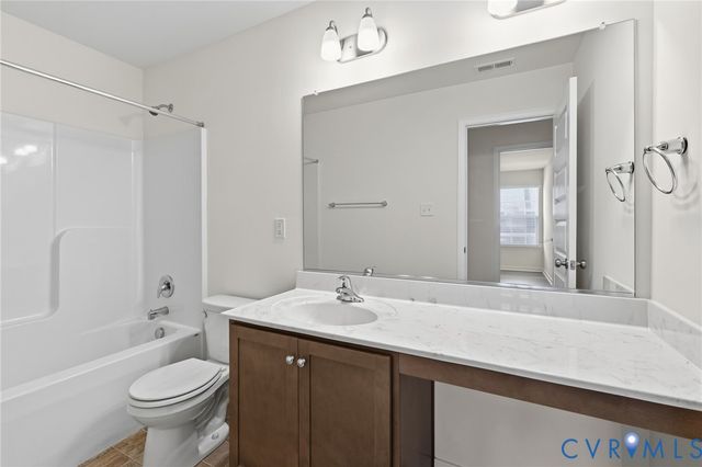 18433 Palisades Ct, Chesterfield, VA 23120