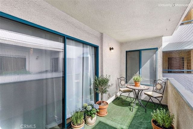 14610 Erwin 212, Van Nuys, CA 91411