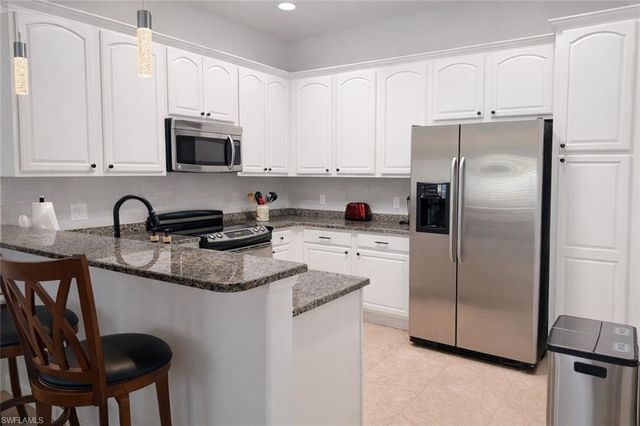 7251 Salerno CT, Naples, FL 34114