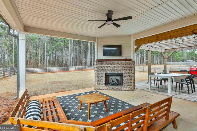 52 Peppertree Drive, Newnan, GA 30265