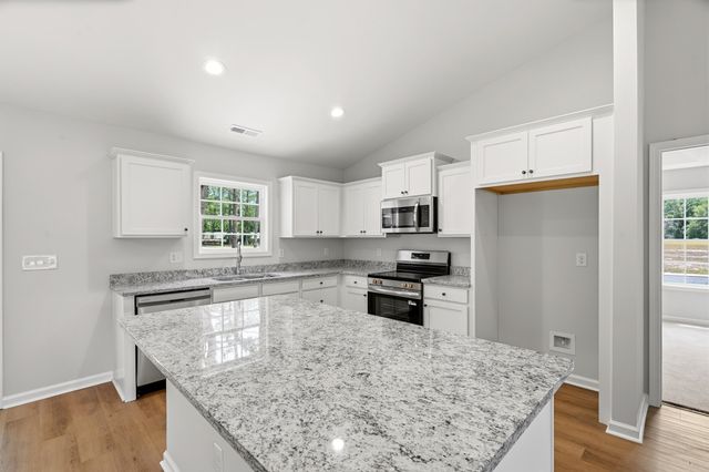 45 Bennington Ct, Georgetown, SC 29440