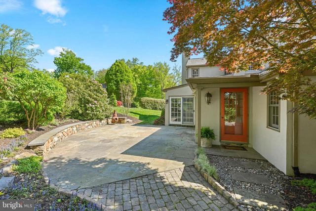 977 IVYCROFT RD, Wayne, PA 19087