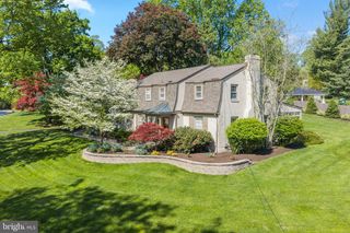 977 IVYCROFT RD, Wayne, PA 19087