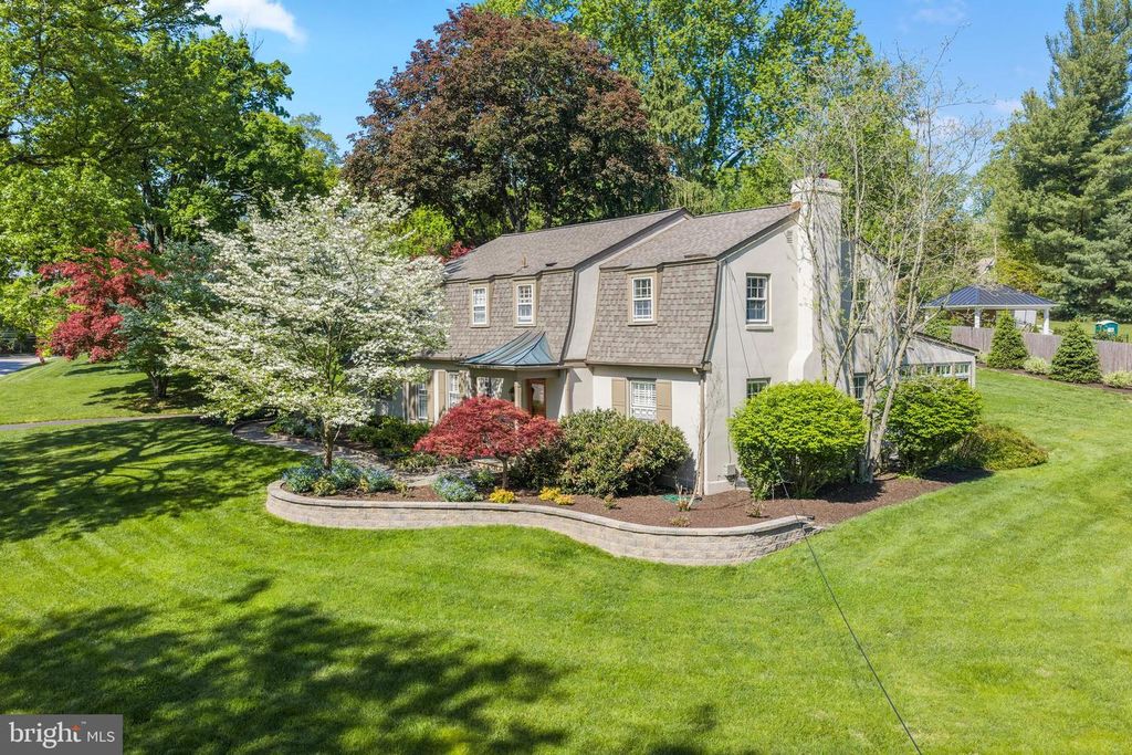 977 IVYCROFT RD, Wayne, PA 19087
