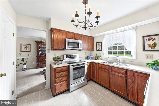 203 BALMORAL CIR, Chadds Ford, PA 19317