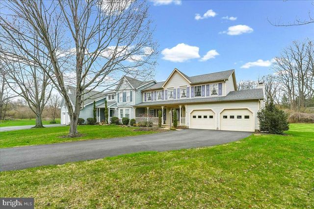 203 BALMORAL CIR, Chadds Ford, PA 19317