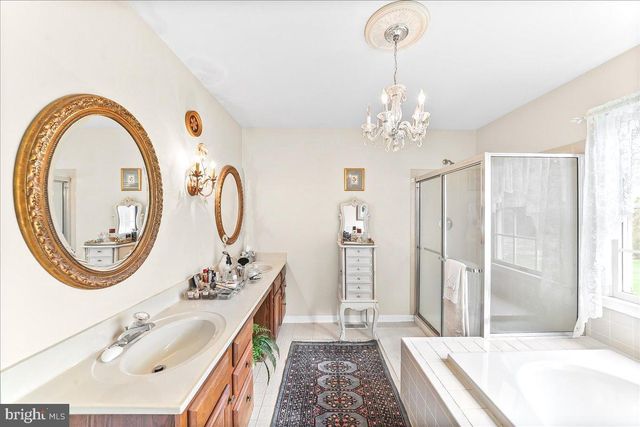 203 BALMORAL CIR, Chadds Ford, PA 19317