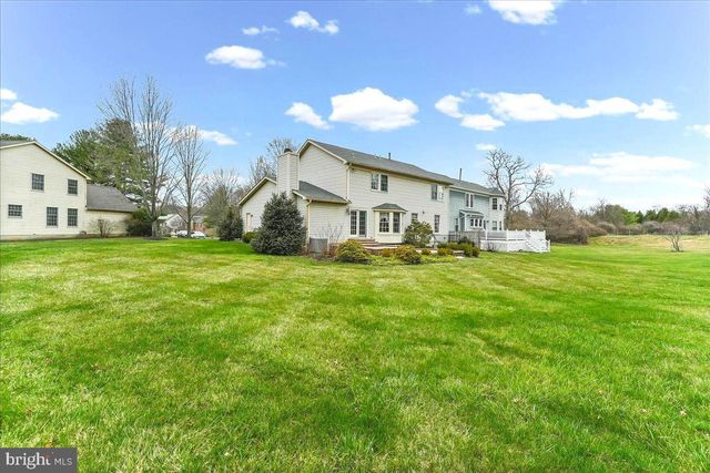 203 BALMORAL CIR, Chadds Ford, PA 19317