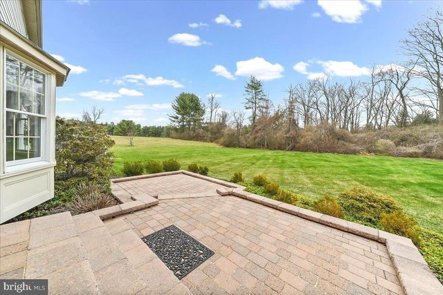 203 BALMORAL CIR, Chadds Ford, PA 19317