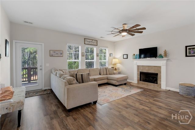 97 Salt Grass Circle, Richmond Hill, GA 31324