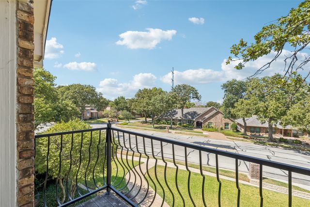 6512 Shorewood Drive, Arlington, TX 76016