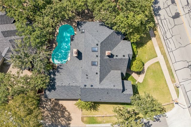 6512 Shorewood Drive, Arlington, TX 76016