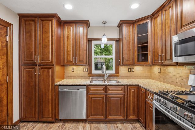 10157 Irwin Road, Bloomington, MN 55437
