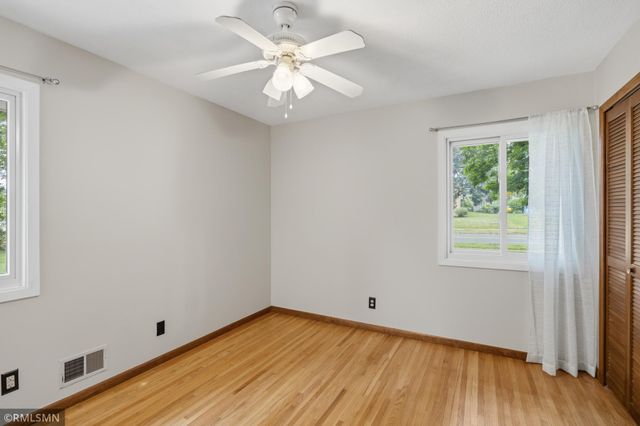 10157 Irwin Road, Bloomington, MN 55437