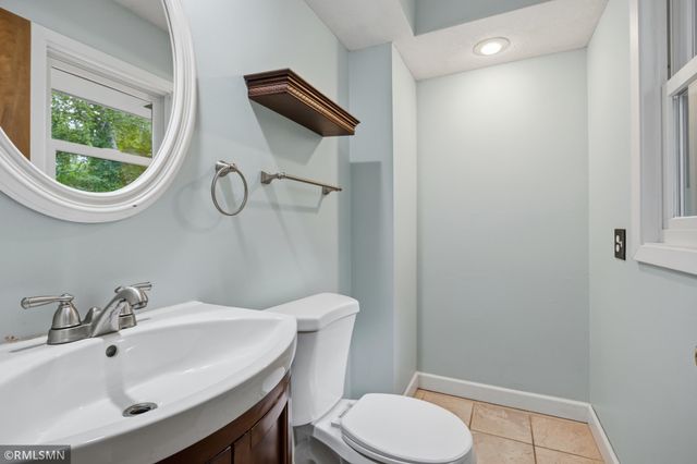 10157 Irwin Road, Bloomington, MN 55437