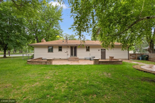 10157 Irwin Road, Bloomington, MN 55437