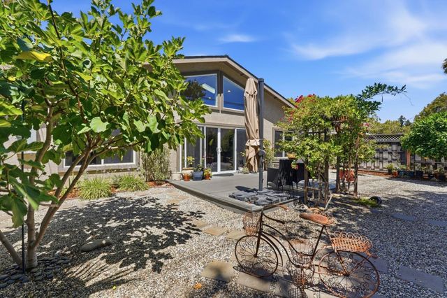 981 Curtis Avenue, Santa Clara, CA 95051